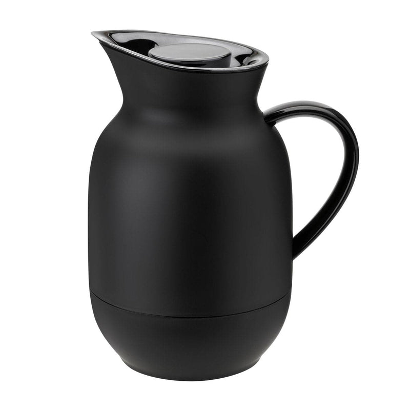 Se Stelton Amphora termokande kaffe 1 L Soft black ✔ Kæmpe udvalg i Stelton ✔ Hurtig levering: 1 - 2 Hverdage samt billig fragt - Varenummer: KTT-501933-01 og barcode / Ean: &