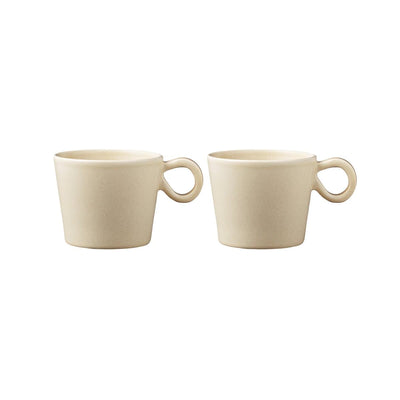 Se PotteryJo Daria kop med hank 2-pak Sand ✔ Kæmpe udvalg i PotteryJo ✔ Hurtig levering: 1 - 2 Hverdage samt billig fragt - Varenummer: KTT-502222-01 og barcode / Ean: '7340154207478 på lager - Udsalg på Servering - Krus & Kopper - Kaffekopper Spar op til 52% - Over 1354 design brands på udsalg