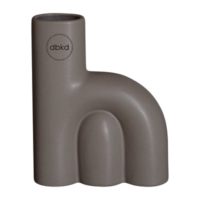 Se DBKD Rope vase small Dust ✔ Kæmpe udvalg i DBKD ✔ Hurtig levering: 1 - 2 Hverdage samt billig fragt - Varenummer: KTT-504600-01 og barcode / Ean: '7350046507326 på lager - Udsalg på Indretning - Dekoration - Vaser Spar op til 55% - Over 785 kendte brands på udsalg