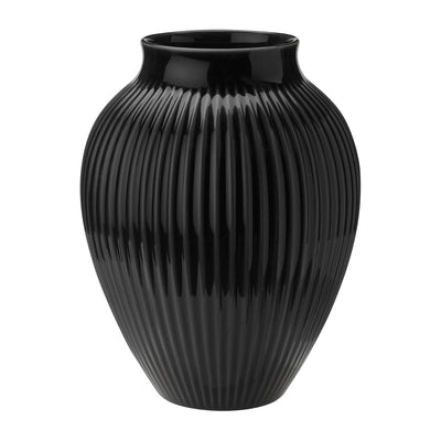 Se Knabstrup Keramik Knabstrup vase riflet 27 cm Sort ✔ Kæmpe udvalg i Knabstrup Keramik ✔ Hurtig levering: 1 - 2 Hverdage samt billig fragt - Varenummer: KTT-506883-01 og barcode / Ean: '5713959012097 på lager - Udsalg på Indretning - Dekoration - Vaser Spar op til 53% - Over 1300 kendte brands på udsalg