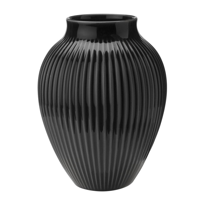 Se Knabstrup Keramik Knabstrup vase riflet 20 cm Sort ✔ Kæmpe udvalg i Knabstrup Keramik ✔ Hurtig levering: 1 - 2 Hverdage samt billig fragt - Varenummer: KTT-506890-01 og barcode / Ean: &
