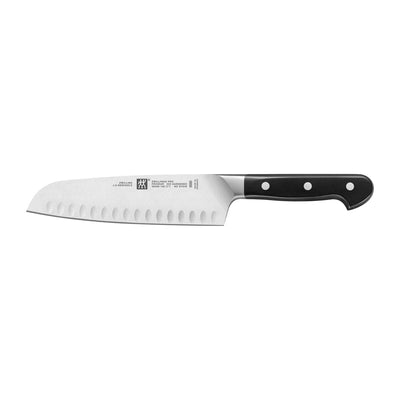 Se Zwilling Zwilling Pro santoku japansk kokkekniv 18 cm ✔ Kæmpe udvalg i Zwilling ✔ Hurtig levering: 1 - 2 Hverdage samt billig fragt - Varenummer: KTT-509046-01 og barcode / Ean: '4009839257179 på lager - Udsalg på Køkken & madlavning - Køkkenknive & Knivtilbehør - Kokkeknive Spar op til 58% - Over 1122 kendte brands på udsalg