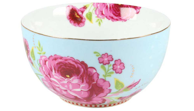 Se billigt tilbud på Bowl Blue 12cm fra Pip Studio! Udsalg på porcelæn med op til 67% rabat. Hurtig levering (1-2 hverdage) og billig fragt. Varenummer: CADEC-51.003.011. Køb nu!