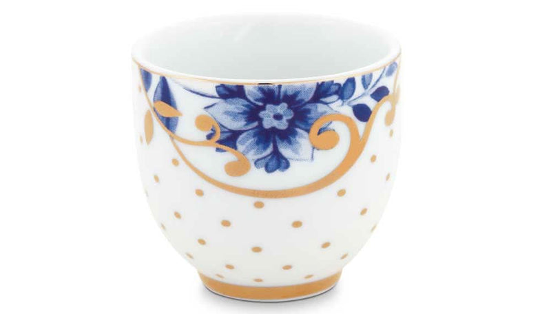 Se billigt tilbud på Egg Cup Royal White fra Pip Studio! Spar op til 53% på udsalg. Hurtig levering (1-2 dage) & billig fragt. Varenummer: CADEC-51.011.020.