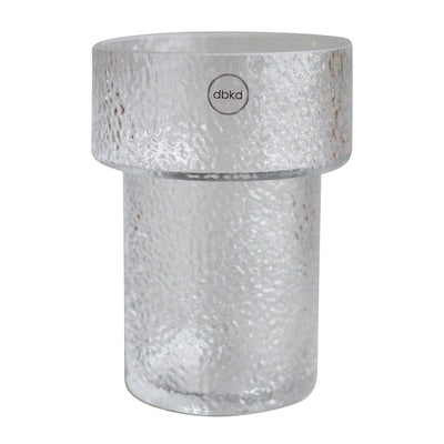 Se DBKD Keeper glasvase struktur 17 cm ✔ Kæmpe udvalg i DBKD ✔ Hurtig levering: 1 - 2 Hverdage samt billig fragt - Varenummer: KTT-510896-01 og barcode / Ean: '7350046507692 på lager - Udsalg på Indretning - Dekoration - Vaser Spar op til 64% - Over 785 kendte brands på udsalg