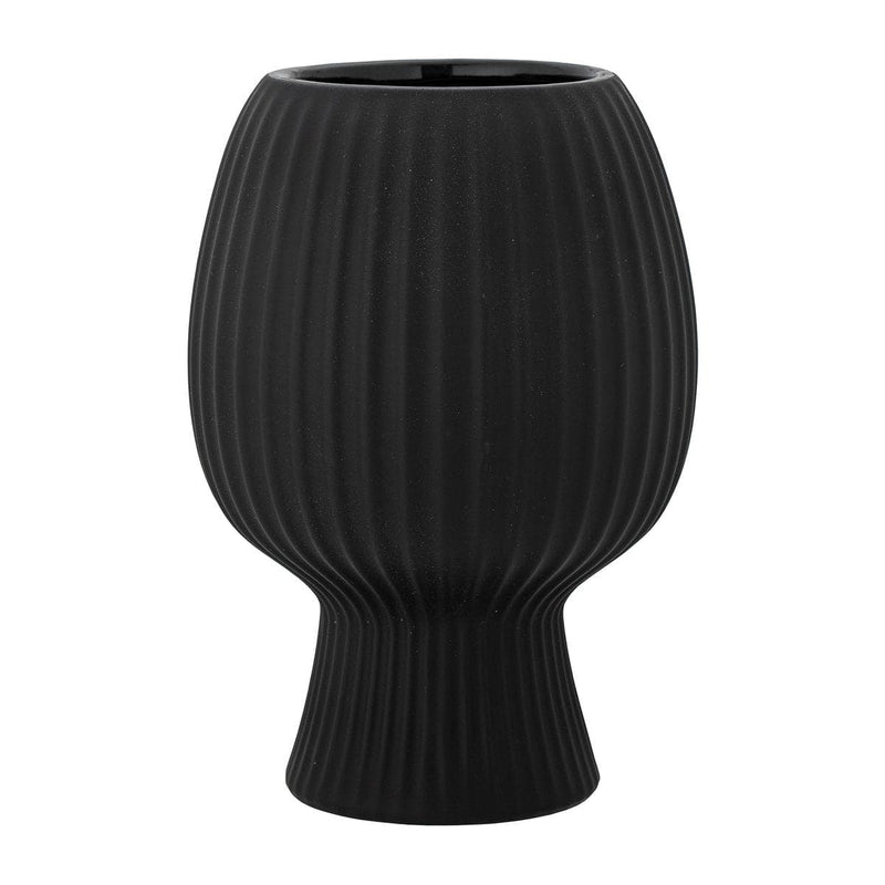 Se Bloomingville Dagny vase 21,5 cm Sort ✔ Kæmpe udvalg i Bloomingville ✔ Hurtig levering: 1 - 2 Hverdage samt billig fragt - Varenummer: KTT-511180-01 og barcode / Ean: &