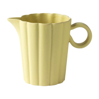 Se PotteryJo Birgit kande 1 L Pale Yellow ✔ Kæmpe udvalg i PotteryJo ✔ Hurtig levering: 1 - 2 Hverdage samt billig fragt - Varenummer: KTT-513806-01 og barcode / Ean: '7340154208369 på lager - Udsalg på Servering - Kander & karafler - Vandkarafler & kander Spar op til 65% - Over 1334 design brands på udsalg