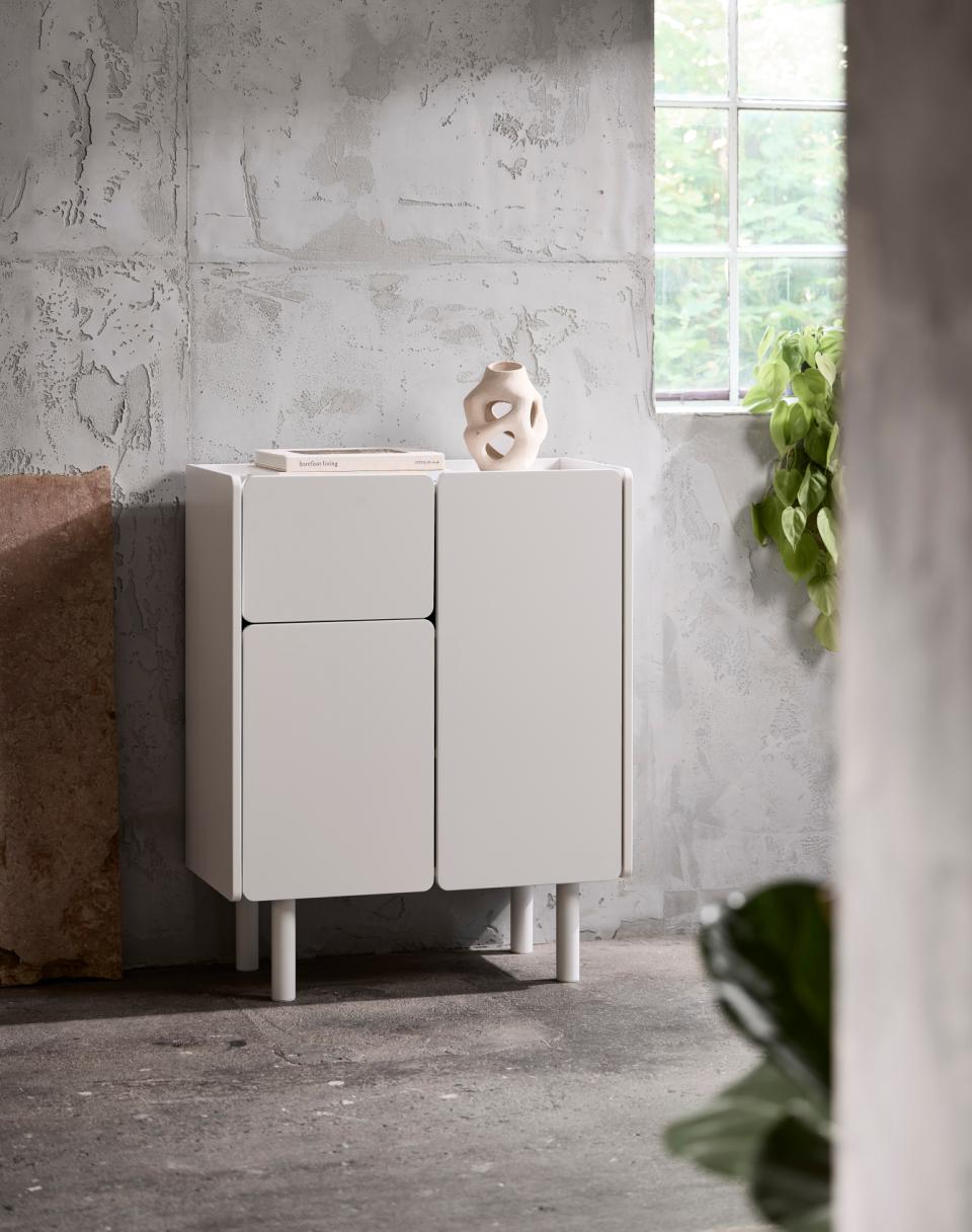 Se Bera skab, hvid, 100x80x40cm ❤ Kæmpe udvalg i Unique furniture - Køb online på udsalg og tilbud lige nu ❤ Meget billig fragt og hurtig levering - Varenummer: Bolig&Haven-53109268644170 og barcode / Ean: 5704745186436 på lager - Udsalg på Store besparelser – op til 77% - Shop over 2.281 kendte brands på udsalg