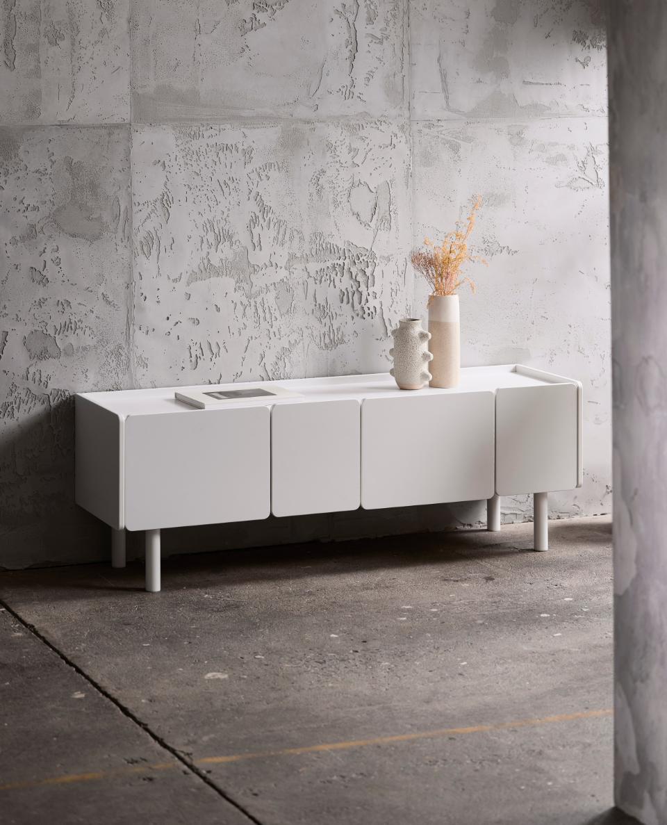 Se Bera tv-bord, hvid, 160x45x55cm ❤ Kæmpe udvalg i Unique furniture - Køb online på udsalg og tilbud lige nu ❤ Billig fragt og hurtig levering - Varenummer: Bolig&Haven-53109268709706 og barcode / Ean: 5704745186498 på lager - Udsalg på Spar helt op til 79% - Stort udsalg på over 739 brands