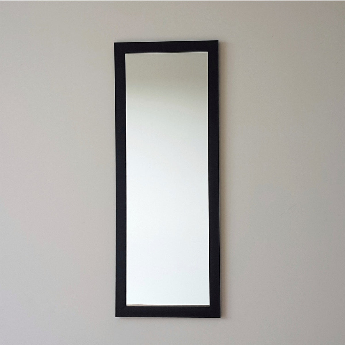 Se NORDVÄRK A203 vægspejl, rektangulær - spejlglas og sort lamineret (105x40) ❤ Kæmpe udvalg i NORDVÄRK - Køb online på udsalg og tilbud lige nu ❤ Meget billig fragt og hurtig levering: 1 - 2 hverdage - Varenummer: Boboonline-104636 og barcode / Ean: 8681875708912 på lager - Udsalg på Interiør,Spejle,Vægspejle Spar op til 51% - Over 785 kendte brands på udsalg