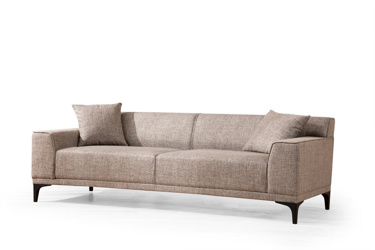 Se NORDVÄRK Petra 3 pers. sofa - fawn polyester og sort plast ❤ Kæmpe udvalg i - Køb online på udsalg og tilbud lige nu ❤ Meget billig fragt og hurtig levering: 1 - 2 hverdage - Varenummer: Boboonline-119707 og barcode / Ean: 8683342939324 på lager - Udsalg på Møbler,Sofaer,3 personers sofaer,
Møbler,
Sofaer,
Stofsofaer,
Dagligstue,
Sofaer, Spar op til 51% - Over 785 kendte brands på udsalg