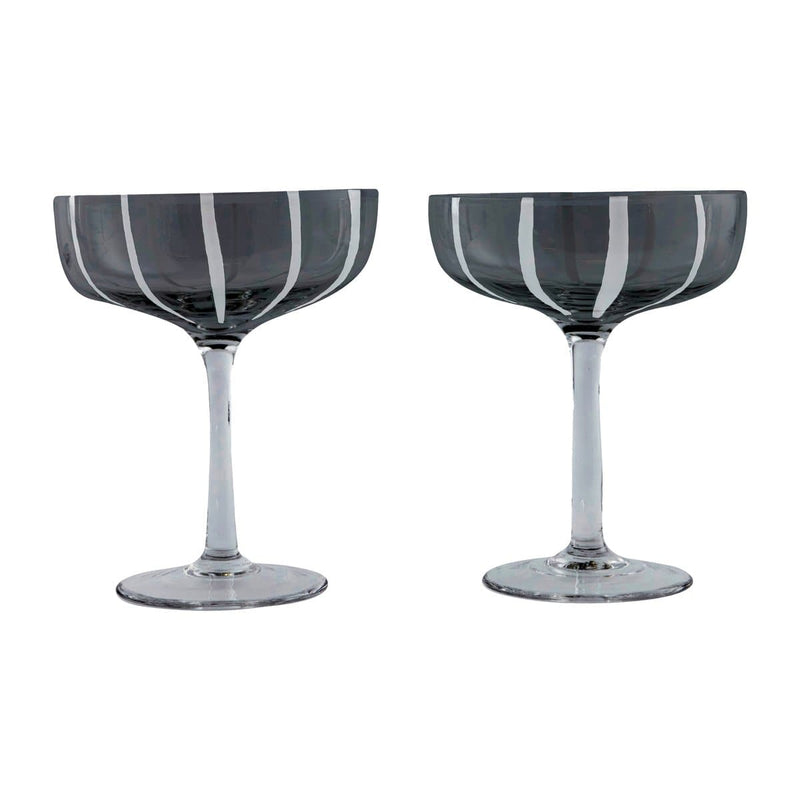 Se OYOY Mizu coupe champagneglas 2-pak Grey-white ✔ Kæmpe udvalg i OYOY ✔ Hurtig levering: 1 - 2 Hverdage samt billig fragt - Varenummer: KTT-566522-01 og barcode / Ean: &