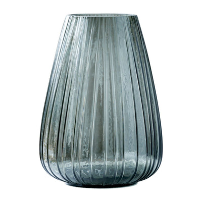 Se Bitz Kusintha vase 22 cm Smoke ✔ Kæmpe udvalg i Bitz ✔ Hurtig levering: 1 - 2 Hverdage samt billig fragt - Varenummer: KTT-568725-01 og barcode / Ean: '5722000253518 på lager - Udsalg på Indretning - Dekoration - Vaser Spar op til 55% - Over 1334 design mærker på udsalg