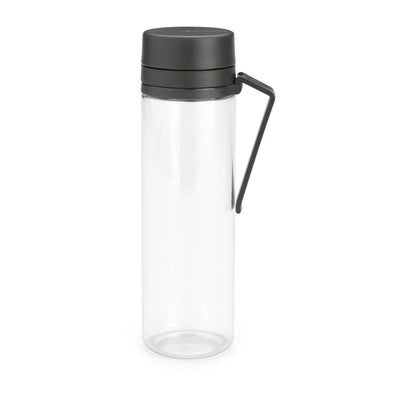 Se Brabantia Make & Take vandflaske med si 0,5 L Mørkegrå ✔ Kæmpe udvalg i Brabantia ✔ Hurtig levering: 1 - 2 Hverdage samt billig fragt - Varenummer: KTT-568822-01 og barcode / Ean: '8710755148842 på lager - Udsalg på Servering - Kander & karafler - Vandflasker & Glasflasker Spar op til 65% - Over 1334 design mærker på udsalg