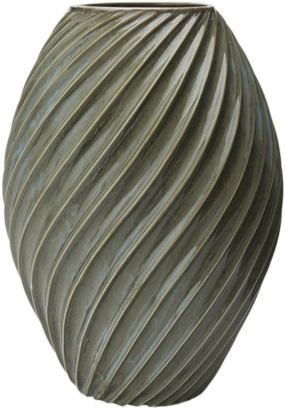 Se Morsø Morsø River Vase 26 cm. Str H: 26 cm - Vaser ❤ Stort online udvalg i Morsø ❤ Meget billig fragt og hurtig levering: 1 - 2 hverdage - Varenummer: MGS-S00345901 og barcode / Ean: 5708722273409 på lager - Udsalg på Bolig - Interiør - Vaser & urtepotteskjulere - Vaser Spar op til 65% - Over 1334 design mærker på udsalg