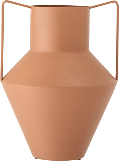 Se Bloomingville Vase, Brun, Metal Str Ø25xH34 cm - Vaser ❤ Stort online udvalg i Bloomingville ❤ Meget billig fragt og hurtig levering: 1 - 2 hverdage - Varenummer: MGS-S00556339 og barcode / Ean: 5711173253173 på lager - Udsalg på Bolig - Interiør - Vaser & urtepotteskjulere - Vaser Spar op til 56% - Over 1312 kendte brands på udsalg