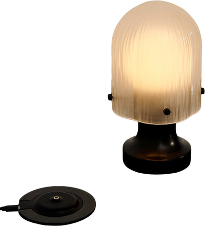 Se Gubi Seine Portable Lamp Base: Antique Brass, Shade: White - Bordlamper ❤ Stort online udvalg i Gubi ❤ Meget billig fragt og hurtig levering: 1 - 2 hverdage - Varenummer: MGS-S12285284 og barcode / Ean: 5715015718226 på lager - Udsalg på Bolig - Lamper - Bordlamper Spar op til 66% - Over 1334 design mærker på udsalg