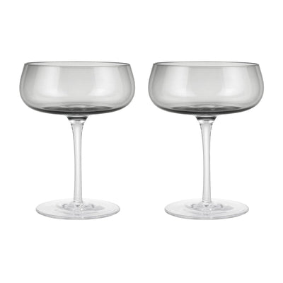 Se blomus Belo champagneglas coupe 20 2-pak Smoke ✔ Kæmpe udvalg i blomus ✔ Hurtig levering: 1 - 2 Hverdage samt billig fragt - Varenummer: KTT-572517-01 og barcode / Ean: '4008832789847 på lager - Udsalg på Servering - Glas - Champagneglas Spar op til 62% - Over 1354 design mærker på udsalg