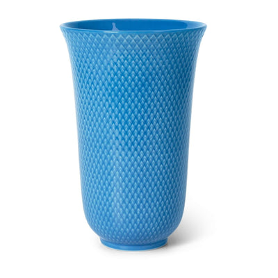Se Lyngby Porcelæn Rhombe vase 20 cm Blå ✔ Kæmpe udvalg i Lyngby Porcelæn ✔ Hurtig levering: 1 - 2 Hverdage samt billig fragt - Varenummer: KTT-575672-01 og barcode / Ean: '5711507019246 på lager - Udsalg på Indretning - Dekoration - Vaser Spar op til 62% - Over 1300 kendte brands på udsalg