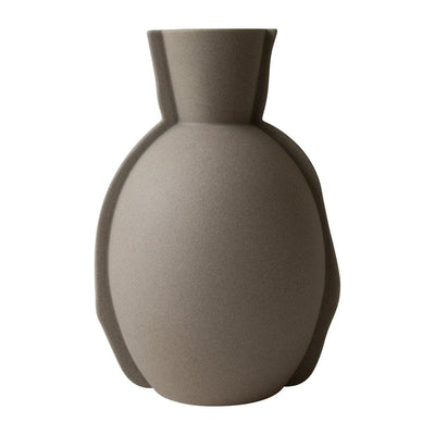 Se DBKD Edge vase H30 cm Taupe ✔ Kæmpe udvalg i DBKD ✔ Hurtig levering: 1 - 2 Hverdage samt billig fragt - Varenummer: KTT-576385-01 og barcode / Ean: '7350046509061 på lager - Udsalg på Indretning - Dekoration - Vaser Spar op til 54% - Over 1300 kendte brands på udsalg