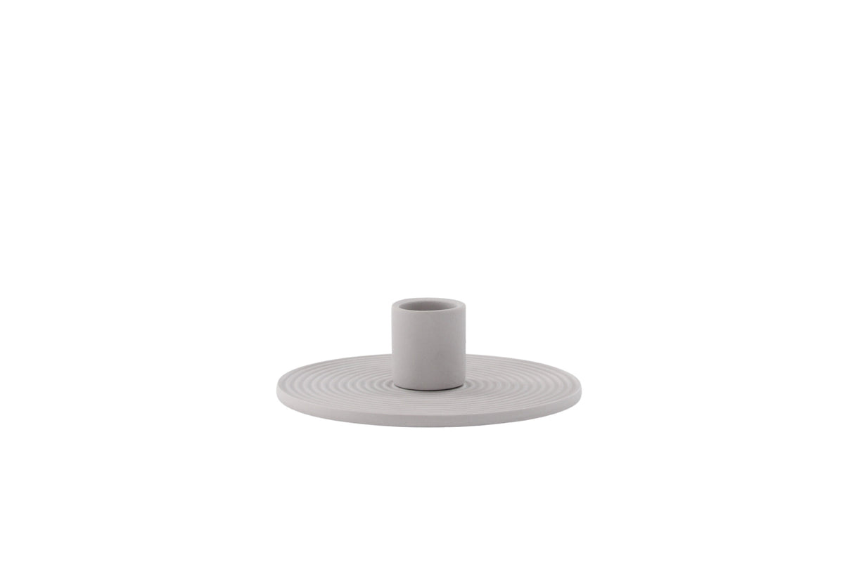Se VENTURE DESIGN Dian lysestage - grå farve ler (Ø12xH4) ❤ Kæmpe udvalg i Venture Design - Køb online på udsalg og tilbud lige nu ❤ Meget billig fragt og hurtig levering: 1 - 2 hverdage - Varenummer: Boboonline-113566 og barcode / Ean: 7340220822161 på lager - Udsalg på Interiør,Dekoration,Lysestager og fyrfadsstager,
Interiør,
Dekoration Spar op til 51% - Over 785 kendte brands på udsalg