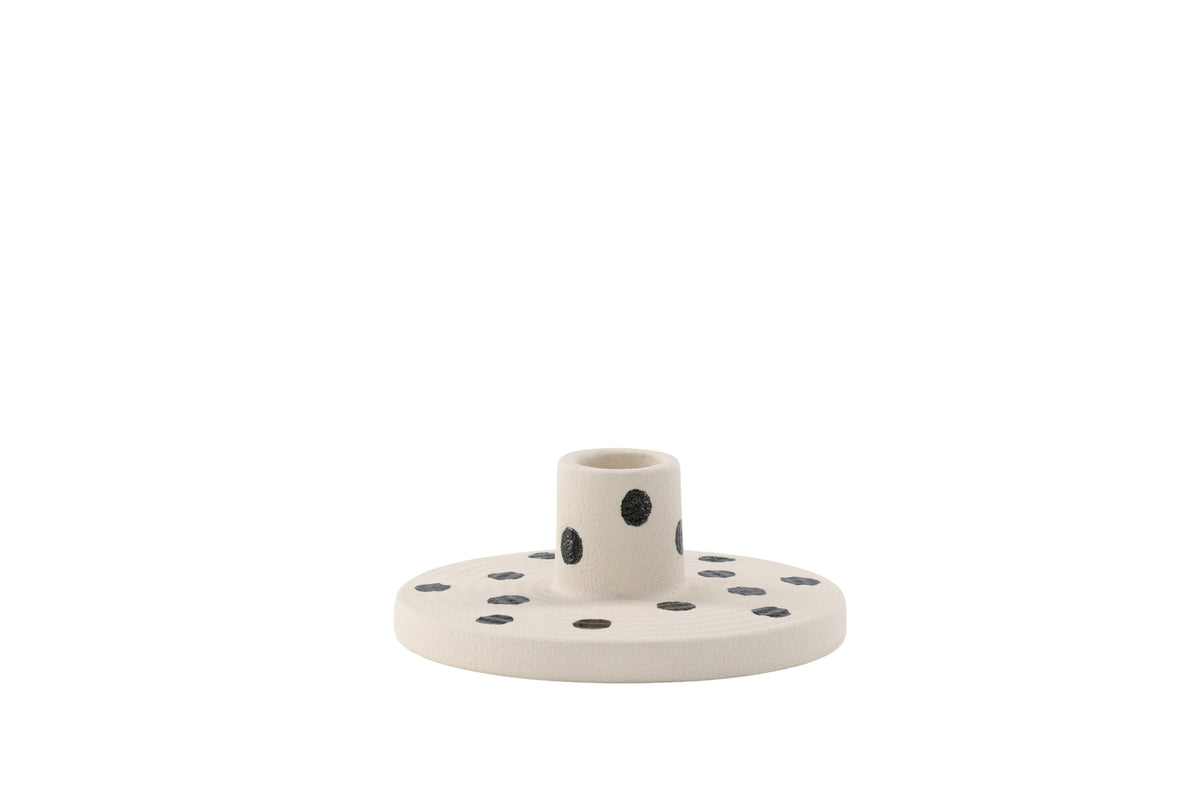 Se VENTURE DESIGN Bette lysestage, rund - hvid/sorte prikker stentøj (B12xH5) ❤ Kæmpe udvalg i Venture Design - Køb online på udsalg og tilbud lige nu ❤ Meget billig fragt og hurtig levering: 1 - 2 hverdage - Varenummer: Boboonline-113710 og barcode / Ean: 7340220820976 på lager - Udsalg på Interiør,Dekoration,Lysestager og fyrfadsstager,
Interiør,
Dekoration Spar op til 51% - Over 785 kendte brands på udsalg