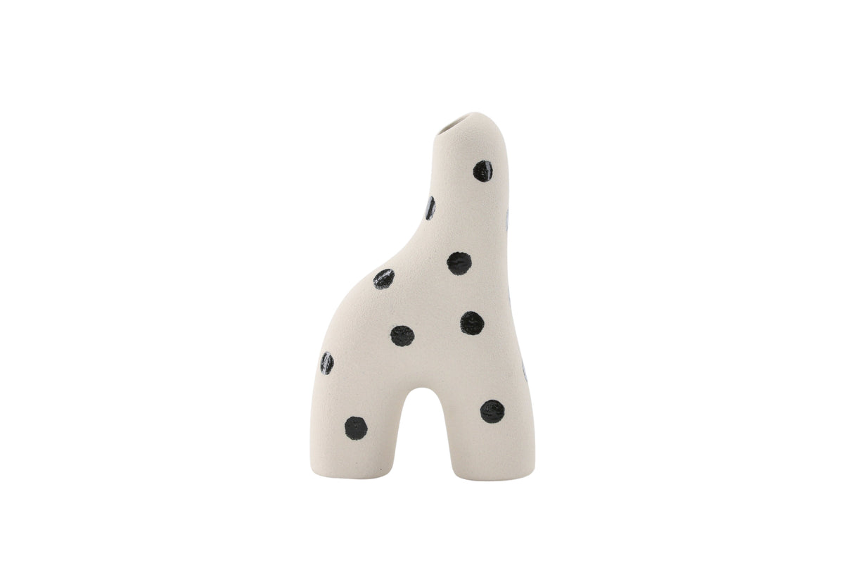 Se VENTURE DESIGN Aya vase - hvid/sorte prikker stentøj (9x4x16H) ❤ Kæmpe udvalg i Venture Design - Køb online på udsalg og tilbud lige nu ❤ Meget billig fragt og hurtig levering: 1 - 2 hverdage - Varenummer: Boboonline-113669 og barcode / Ean: 7340220820891 på lager - Udsalg på Interiør,Dekoration,Vaser, urtepotter og krukker,
Interiør,
Dekoration Spar op til 51% - Over 785 kendte brands på udsalg