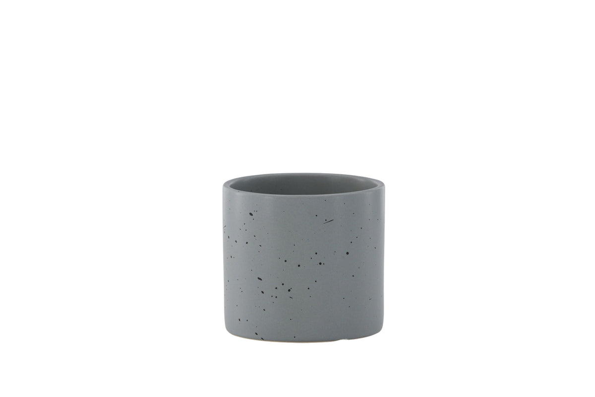 Se VENTURE DESIGN Sane potte, rund - mørkegrå/sorte prikker stentøj (11x11x10) ❤ Kæmpe udvalg i Venture Design - Køb online på udsalg og tilbud lige nu ❤ Meget billig fragt og hurtig levering: 1 - 2 hverdage - Varenummer: Boboonline-113682 og barcode / Ean: 7340220820594 på lager - Udsalg på Interiør,Dekoration,Vaser, urtepotter og krukker,
Interiør,
Dekoration Spar op til 51% - Over 785 kendte brands på udsalg