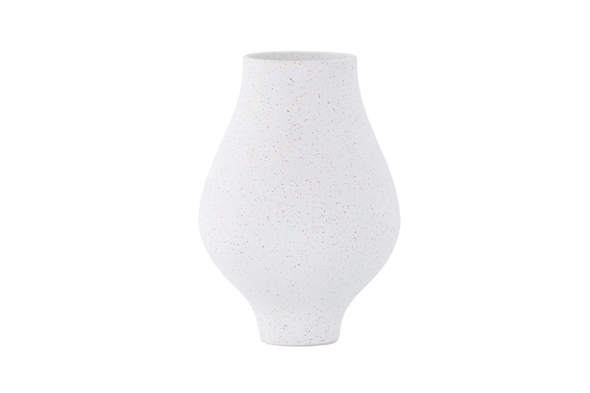 Se VENTURE DESIGN Rellis vase, rund - hvid/sorte prikker keramik (D10xH24xB14) ❤ Kæmpe udvalg i Venture Design - Køb online på udsalg og tilbud lige nu ❤ Meget billig fragt og hurtig levering: 1 - 2 hverdage - Varenummer: Boboonline-113587 og barcode / Ean: 7340220820747 på lager - Udsalg på Interiør,Dekoration,Vaser, urtepotter og krukker,
Interiør,
Dekoration, Spar op til 51% - Over 785 kendte brands på udsalg