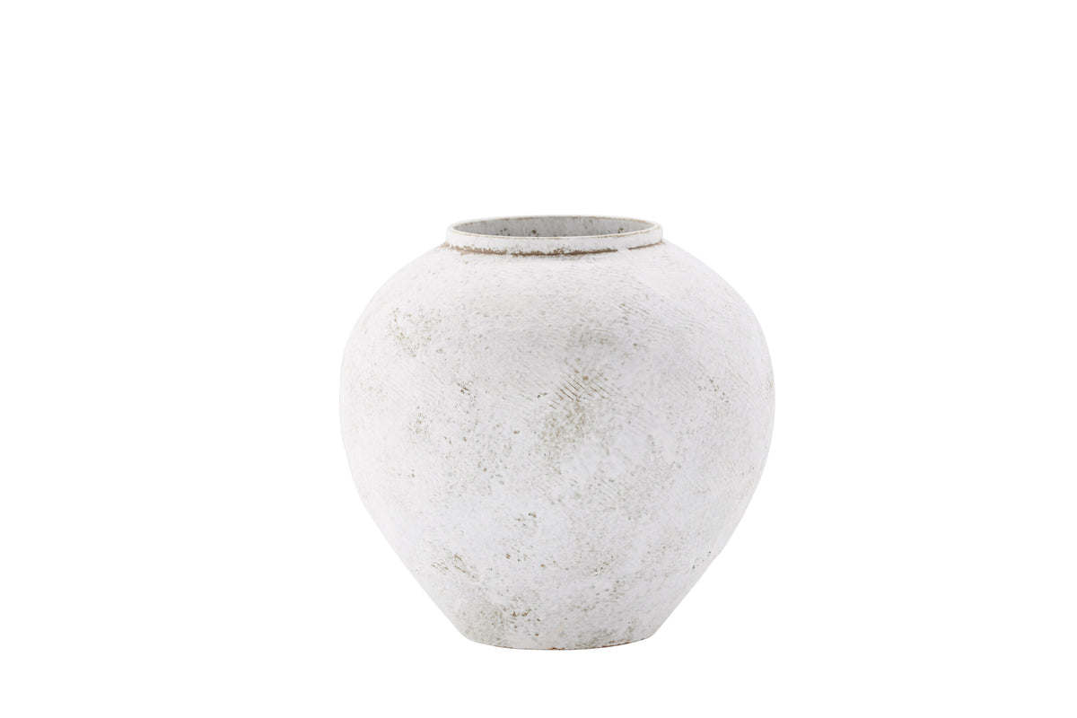 Se VENTURE DESIGN Globe vase, rund - beige/brun keramik (14x25x23H) ❤ Kæmpe udvalg i Venture Design - Køb online på udsalg og tilbud lige nu ❤ Meget billig fragt og hurtig levering: 1 - 2 hverdage - Varenummer: Boboonline-113593 og barcode / Ean: 7340220821195 på lager - Udsalg på Interiør,Dekoration,Vaser, urtepotter og krukker,
Interiør,
Dekoration, Spar op til 51% - Over 785 kendte brands på udsalg