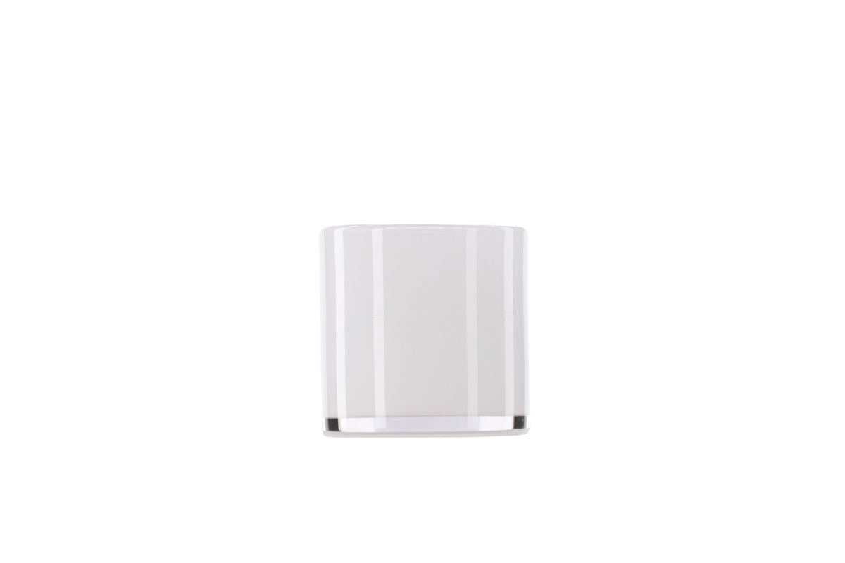 Se VENTURE DESIGN Glora lysestage, rund - hvid glas (Ø10x10H) ❤ Kæmpe udvalg i Venture Design - Køb online på udsalg og tilbud lige nu ❤ Meget billig fragt og hurtig levering: 1 - 2 hverdage - Varenummer: Boboonline-113602 og barcode / Ean: 7340220821782 på lager - Udsalg på Interiør,Dekoration,Lysestager og fyrfadsstager,
Interiør,
Dekoration Spar op til 51% - Over 785 kendte brands på udsalg