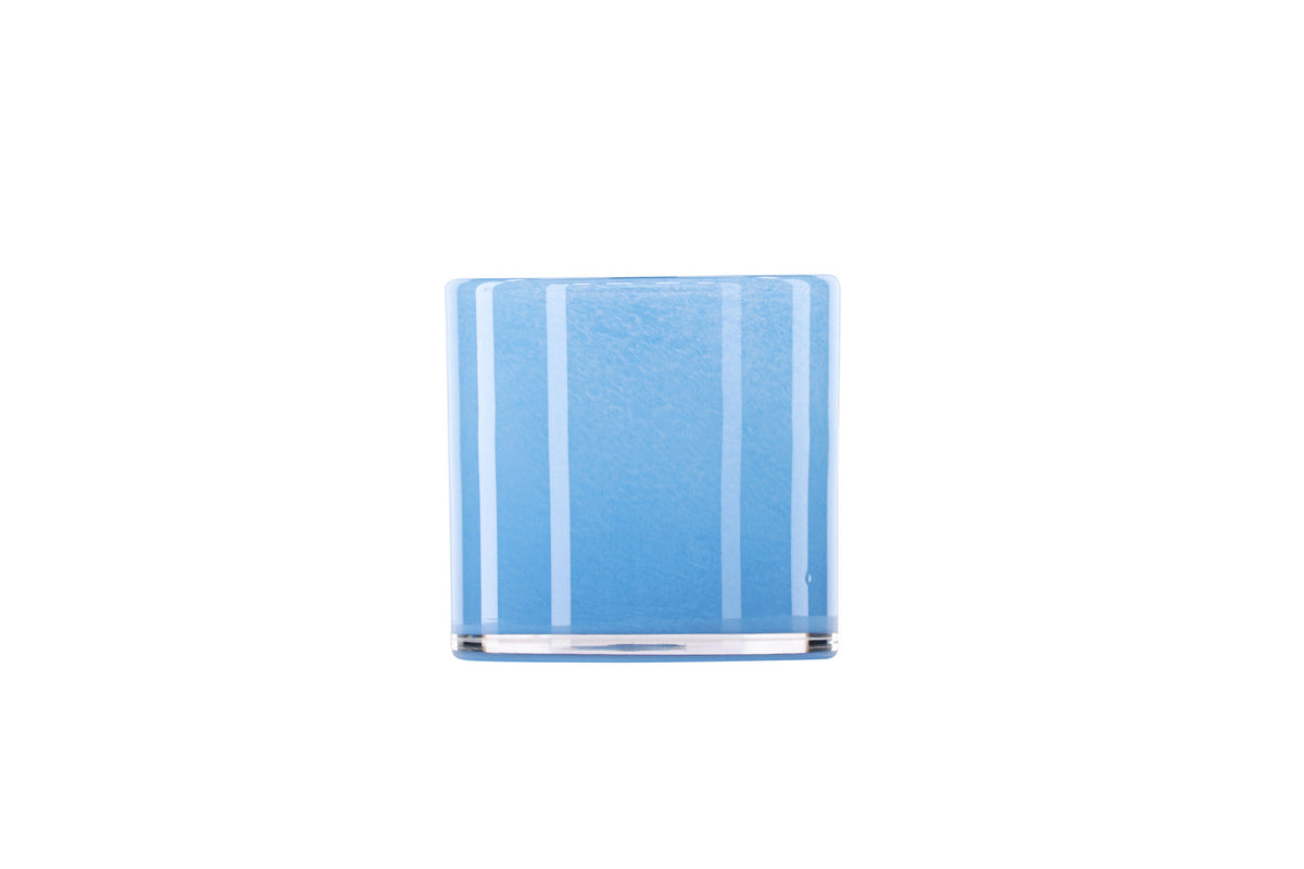 Se VENTURE DESIGN Glora lysestage, rund - lyseblå glas (Ø12x12H) ❤ Kæmpe udvalg i Venture Design - Køb online på udsalg og tilbud lige nu ❤ Meget billig fragt og hurtig levering: 1 - 2 hverdage - Varenummer: Boboonline-113578 og barcode / Ean: 7340220820853 på lager - Udsalg på Interiør,Dekoration,Lysestager og fyrfadsstager,
Interiør,
Dekoration Spar op til 51% - Over 785 kendte brands på udsalg