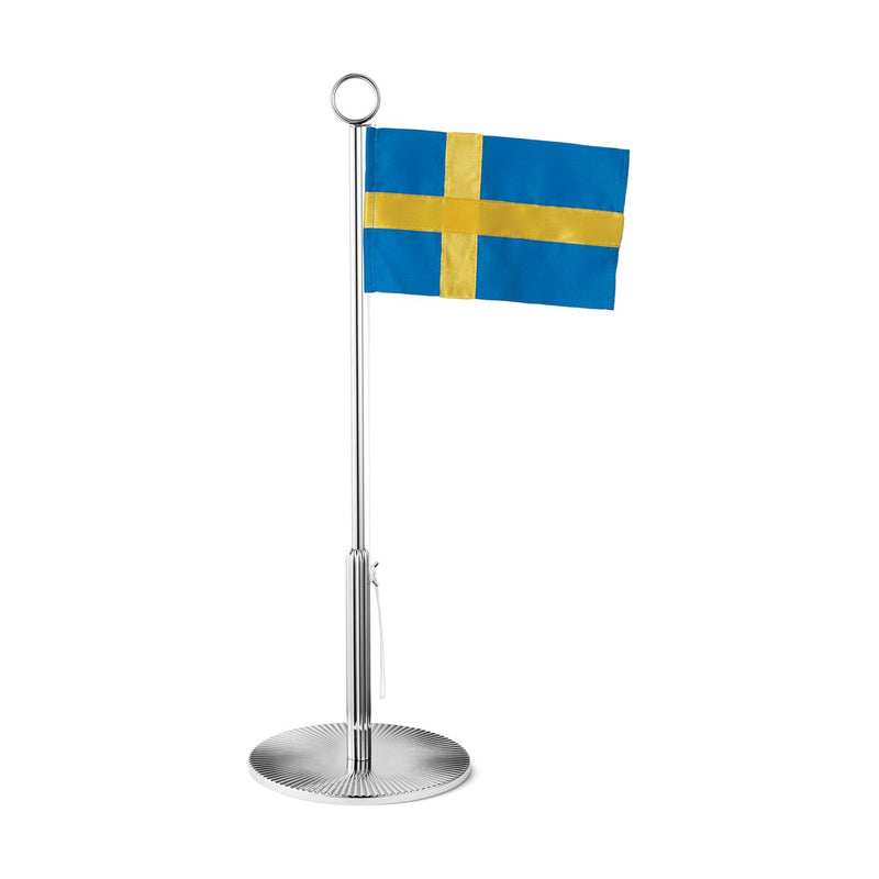 Se Georg Jensen Bernadotte bordflag 38,8 cm Svensk flag ✔ Kæmpe udvalg i Georg Jensen ✔ Hurtig levering: 1 - 2 Hverdage samt billig fragt - Varenummer: KTT-584225-01 og barcode / Ean: &