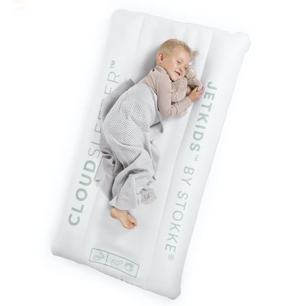Stokke CloudSleeper JetKids oppustelig rejseseng til småbørn og børn