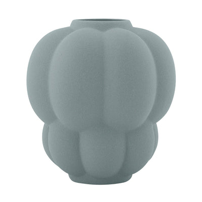 Se AYTM Uva vase 22 cm Pale mint ✔ Kæmpe udvalg i AYTM ✔ Hurtig levering: 1 - 2 Hverdage samt billig fragt - Varenummer: KTT-585749-01 og barcode / Ean: '5704444090409 på lager - Udsalg på Indretning - Dekoration - Vaser Spar op til 58% - Over 1334 design mærker på udsalg