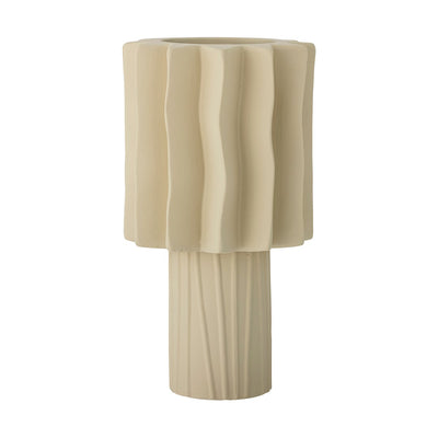 Se Bloomingville Pethrine vase 29,5 cm Natur ✔ Kæmpe udvalg i Bloomingville ✔ Hurtig levering: 1 - 2 Hverdage samt billig fragt - Varenummer: KTT-586983-01 og barcode / Ean: '5711173317981 på lager - Udsalg på Indretning - Dekoration - Vaser Spar op til 52% - Over 1334 design mærker på udsalg
