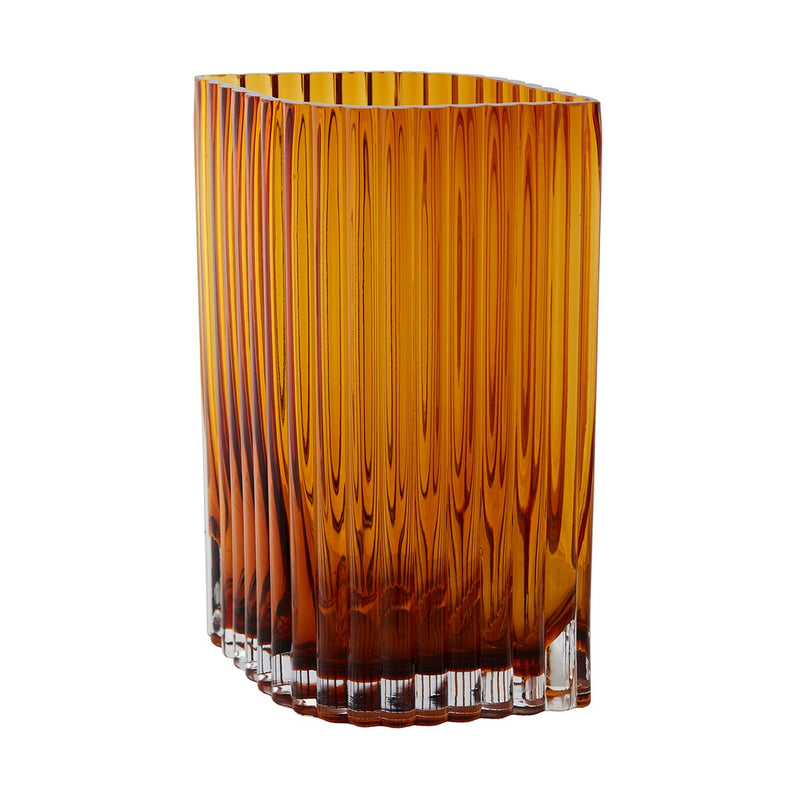 Se AYTM Folium vase 25 cm Amber ✔ Kæmpe udvalg i AYTM ✔ Hurtig levering: 1 - 2 Hverdage samt billig fragt - Varenummer: KTT-587578-01 og barcode / Ean: &