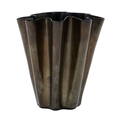 Se House Doctor Flood vase 13 cm Antik brun ✔ Kæmpe udvalg i House Doctor ✔ Hurtig levering: 1 - 2 Hverdage samt billig fragt - Varenummer: KTT-595646-01 og barcode / Ean: '5707644866881 på lager - Udsalg på Indretning - Dekoration - Vaser Spar op til 66% - Over 1312 kendte brands på udsalg
