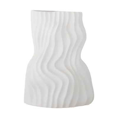 Se Bloomingville Sahal vase 25,5 cm White ✔ Kæmpe udvalg i Bloomingville ✔ Hurtig levering: 1 - 2 Hverdage samt billig fragt - Varenummer: KTT-596394-01 og barcode / Ean: '5711173321667 på lager - Udsalg på Indretning - Dekoration - Vaser Spar op til 53% - Over 1300 kendte brands på udsalg