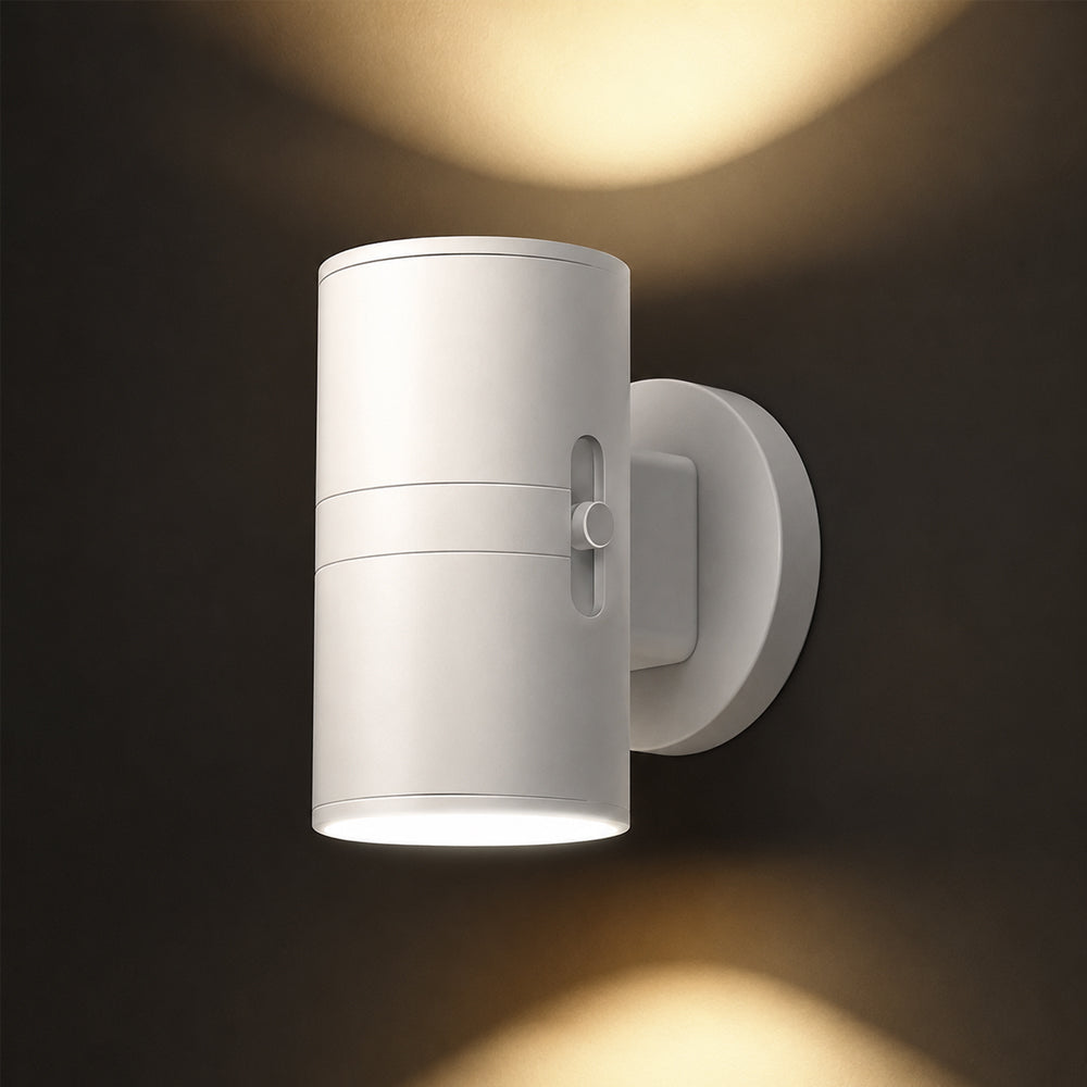 Se LED natlampe hvid eller sort - med sensor og justerbar lysstyrke - Hvid ✔ Kæmpe udvalg i Satana - Køb online på udsalg og tilbud lige nu ✔ Super billig fragt og lynhurtig levering - Varenummer: Satana-43737526763598 på lager - Udsalg på Sundhed > Pukka > Spar helt op til 57% - Over 739 kendte brands på udsalg