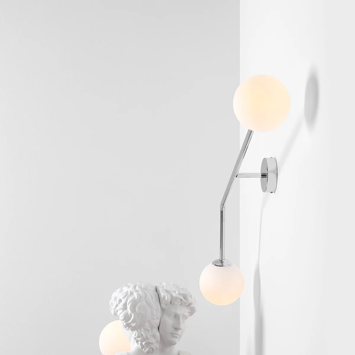 Se Limelight - Væglampe i forkromet metal og hvidt glas, bredde 97 cm ❤ Kæmpe udvalg i 3-nordic - Køb online på udsalg og tilbud lige nu ❤ Billig fragt og hurtig levering - Varenummer: 3-nordic-8711 og barcode / Ean: på lager - Udsalg på Lamper - Væglamper Store besparelser – op til 67% - Store besparelser på over 2.281 brands