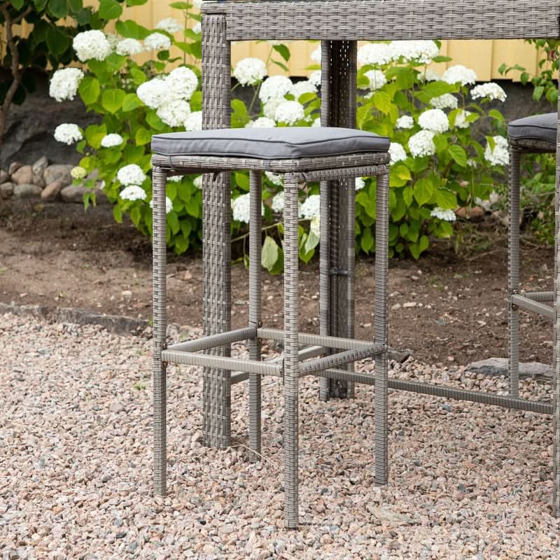 Se billigt tilbud på Vestone barstol i grå kunst rattan! Spar op til 67% på udsalg. Hurtig levering, 1-2 hverdage. Køb online nu!
