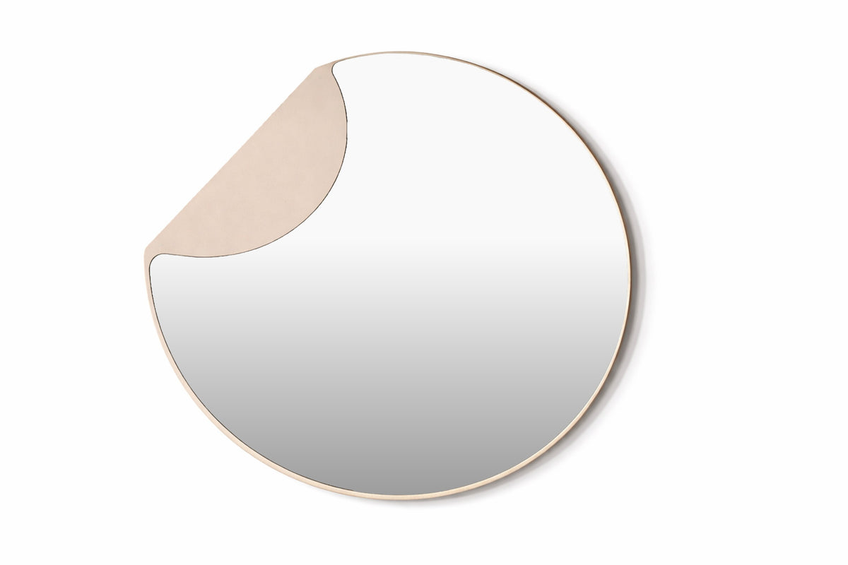 Se VENTURE HOME Mui vægspejl - spejlglas og beige MDF (80x70) ❤ Kæmpe udvalg i Venture Design - Køb online på udsalg og tilbud lige nu ❤ Meget billig fragt og hurtig levering - Varenummer: Boboonline-126691 og barcode / Ean: 7340220852519 på lager - Udsalg på Interiør,
Spejle,
Entré,
Entréspejle Spar stort – op til 71% - Over 2.739 kendte brands på stort udsalg