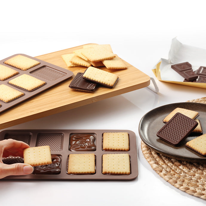 Tescoma sæt til chokoladekiks med 2 silikoneforme og en udstikker