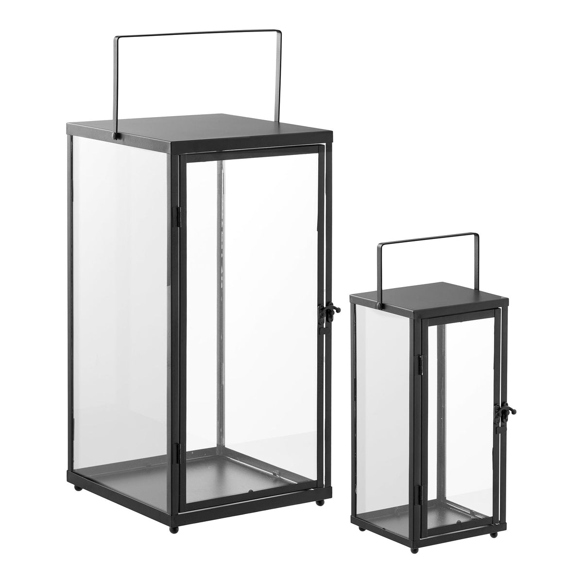 Sæt med to sorte Ibra lanterner i metal og glas fra House Nordic