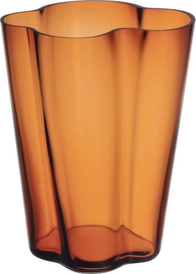 Se Iittala Aalto Vase 27 cm Kobber Str 27 cm - Vaser ❤ Stort online udvalg i Iittala ❤ Meget billig fragt og hurtig levering: 1 - 2 hverdage - Varenummer: MGS-S10882527 og barcode / Ean: 6411923674195 på lager - Udsalg på Bolig - Interiør - Vaser & urtepotteskjulere - Vaser Spar op til 52% - Over 1112 kendte brands på udsalg