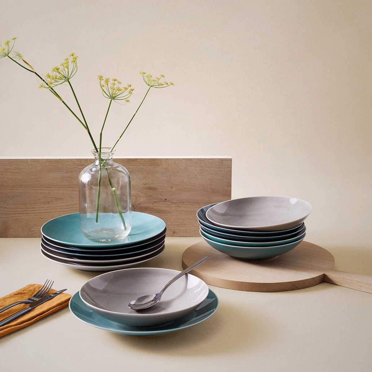 Rosenthal Thomas Loft dyb tallerken på 24 cm i moon grey