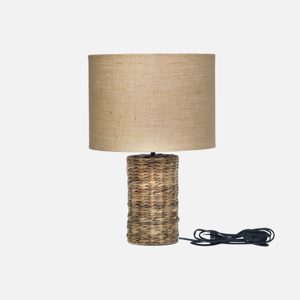 Se Chic Antique BORDLAMPE i Vandhyacint ❤ Kæmpe udvalg i Chic Antique - Køb online på udsalg og tilbud lige nu ❤ Hurtig levering til lave fragtpriser - Varenummer: HomeFeeling-6478 og barcode / Ean: 5712750368044 på lager - Udsalg på Interiør - Lamper - Alt interiør - Gaveidé under 1000 kr. Spar helt op til 57% - Kæmpe udsalg på over 739 brands