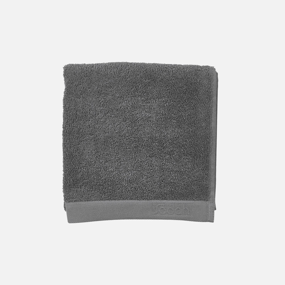 Se Södahl Organic ORGANIC COMFORT Håndklæder - Mørkegrå - 40x60 cm ❤ Kæmpe udvalg i Södahl Organic - Køb online på udsalg og tilbud lige nu ❤ Meget billig fragt og hurtig levering - Varenummer: HomeFeeling-6729 og barcode / Ean: 5722000328476 på lager - Udsalg på Alt til badeværelset - Håndklæder Op til 63% rabat - Mere end 1.329 populære mærker på udsalg