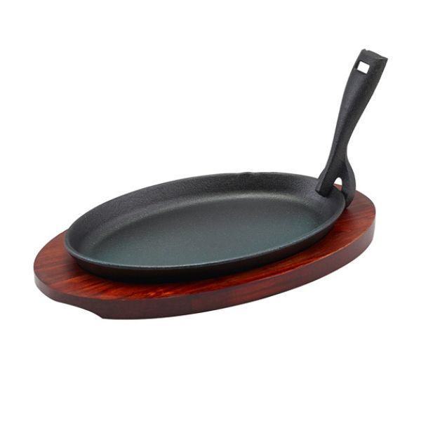 Genware mini støbejernsfad på 25 x 16 cm med bordskåner i træ